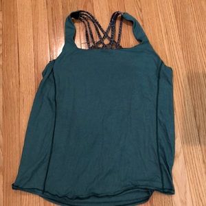 Lululemon wild tank top size 12 built in bra